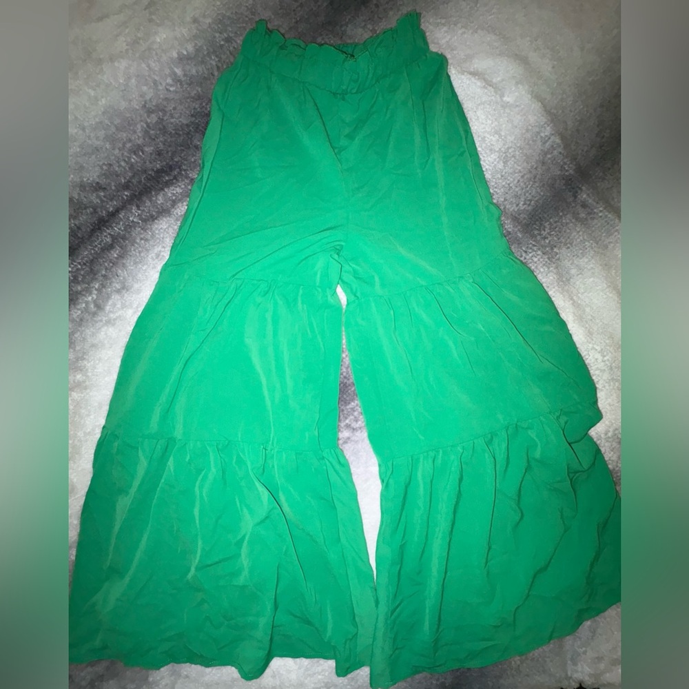(B1) NWOT SHEIN Youth‎ Girls Green Wide Leg Flowy Tiered Boho Palazzo Pants 10Y